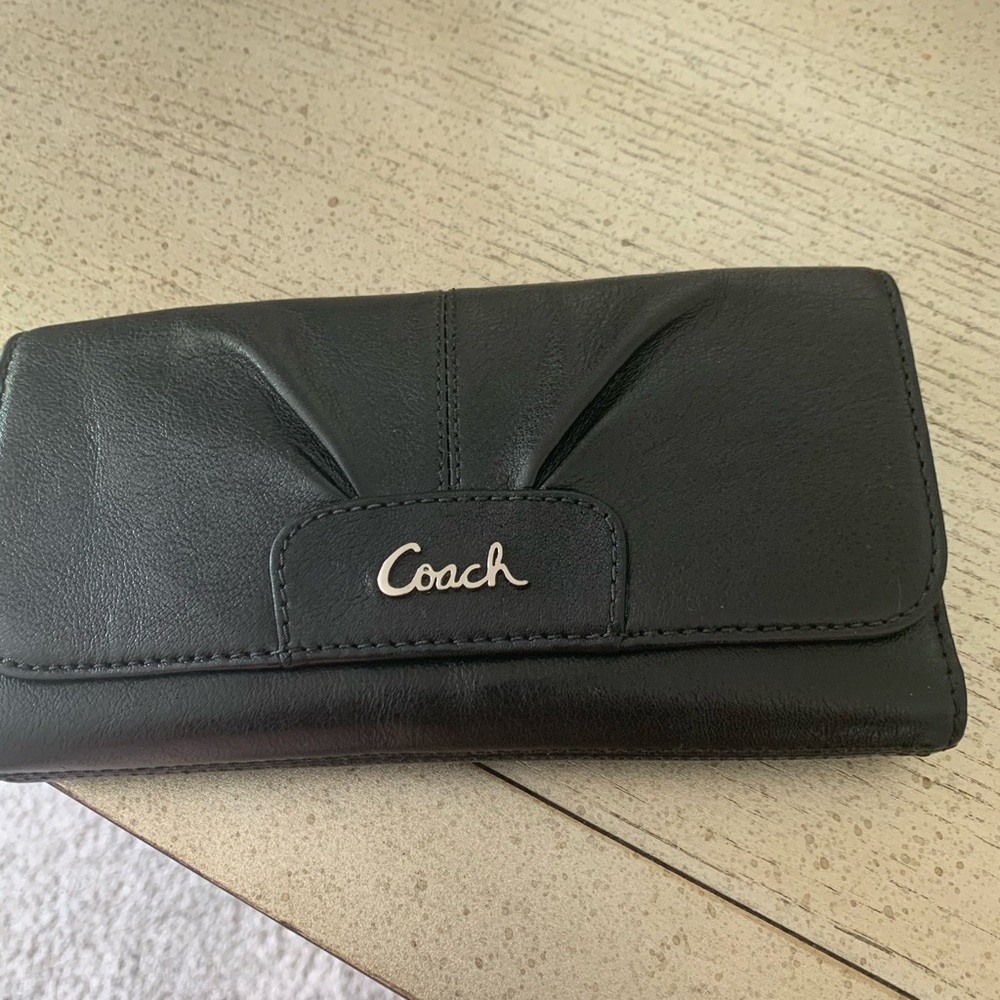 Black leather Coach wallet